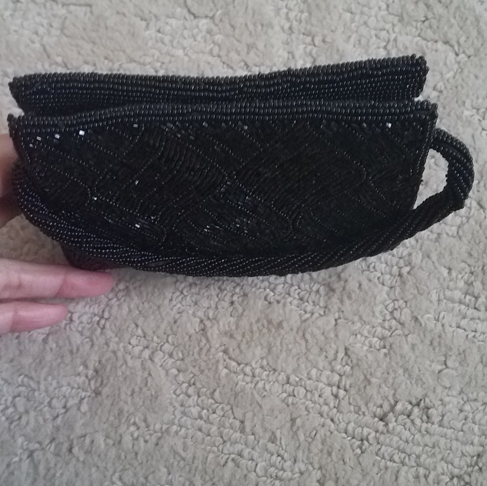 Cache Beaded Purse - image 3
